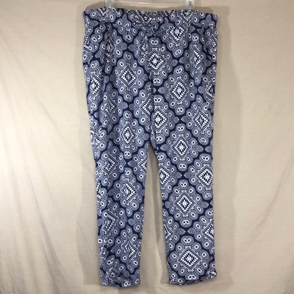 Old Navy Pants - Old Navy Diamond Print Loungers